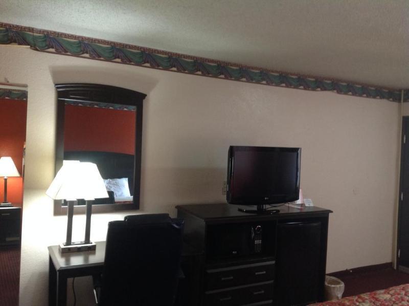 Super 8 By Wyndham Austin University/Downtown Area Esterno foto